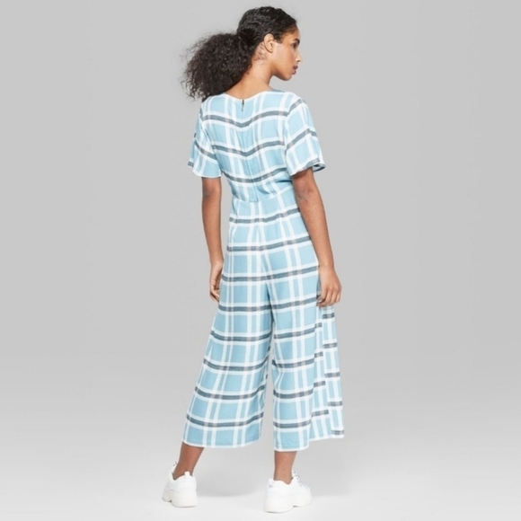WILD FABLE Blue Windowpane Plaid Short Sleeve Cropped Leg Jumpsuit Women's M EUC - Picture 1 of 8